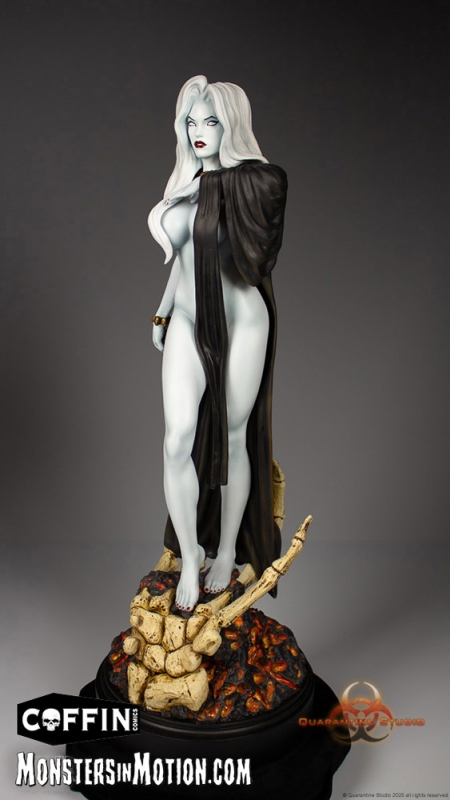 Lady Death Seductress 1/6 Scale Resin Model Kit - Click Image to Close