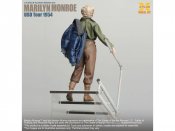 Marilyn Monroe USO Tour 1954 1/8 Scale Plastic Model Kit X-Plus Star Ace