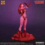 Vampirella (Jose Gonzalez Edition) 1/8 Scale Glow-In-The-Dark Model Kit