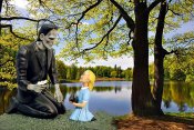 Frankenstein With Child 1/6 Scale Model Kit with Base By Pat Delaney