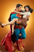 Superman and Lois Lane DC Comics 22 inch Diorama