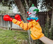 Killer Klowns from Outer Space Shorty 13-Inch Boxing Puppet Toy Horror Reachers