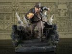 Indiana Jones Raiders of the Lost Ark Deluxe Figure Diorama