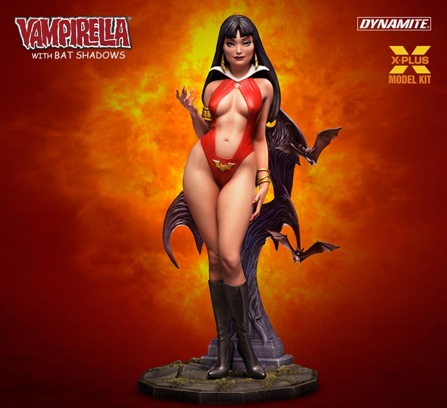 Vampirella 1/8 Scale Plastic Model Kit Re-Issue W NEW base by X-Plus - Click Image to Close