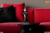 Elvira: Mistress of the Dark 1/4 Scale Maquette Statue