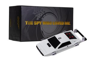 James Bond Lotus Esprit Submarine 'The Spy Who Loved Me' 1/36 Scale Diecast Replica by Corgi