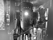 Classic Robots Of Cinema Vol 1: Republic Serial Water Heater Robot 1/12 W Lights