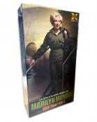 Marilyn Monroe USO Tour 1954 1/8 Scale Plastic Model Kit X-Plus Star Ace