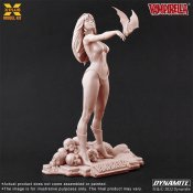 Vampirella 1/8 Scale Jose Gonzales Edition Model Kit by X-Plus