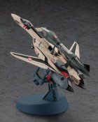 Macross Plus YF-19 Valkyrie with Fast Pack & Fold Booster 1/72 Scale Model Kit by Hasegawa