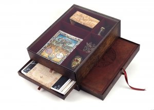 Guillermo del Toro Cabinet of Curiosities: Limited Edition Book & Prop