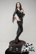 Vampira Queen of the Ghouls 1/6th Scale Collectible Statue