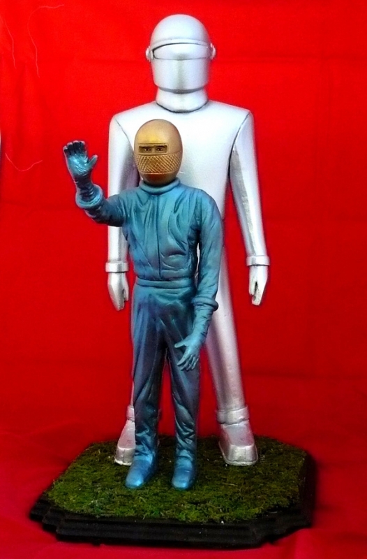 Gort & Klattu 1/6 Scale Resin Model Kit - Click Image to Close