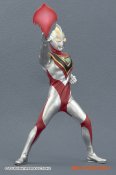 Ultraman Gaia V2 6.5 inch Deluxe Action Figure