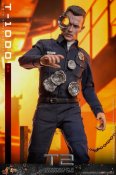 Terminator 2: Judgement Day T-1000 1/6 Scale Figure by Hot Toys Robert Patrick