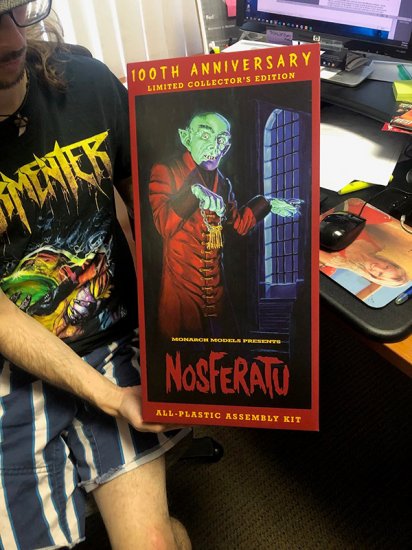 Nosferatu 1:8 Aurora Styled 100th Anniv Plastic Model Kit-Monarch