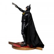Flash (2023) Batman 12-inch Scale Resin Statue Michael Keaton