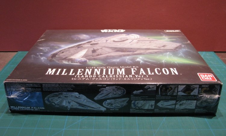 BANDAI 1/144 store Star Wars Millennium Falcon Lando Calrissian Ver Plastic Model Kit