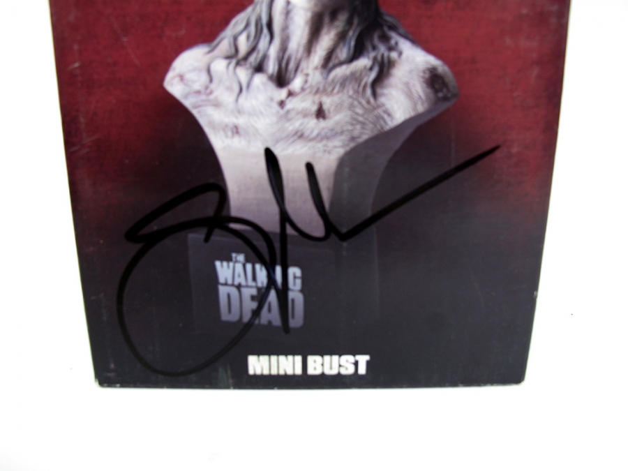 Walking Dead Bicycle Girl Bust Autographed KNB EFX Greg Nicotero - Click Image to Close