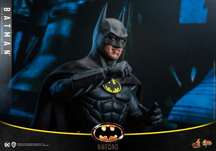 Batman (1989) Batman 1/6 Scale Figure Standard Edition By Hot Toys