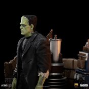 Frankenstein Monster Deluxe 1:10 Statue Iron Studios