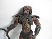 Alien Warrior with Base and Free Predator Loose McFarlane Toys