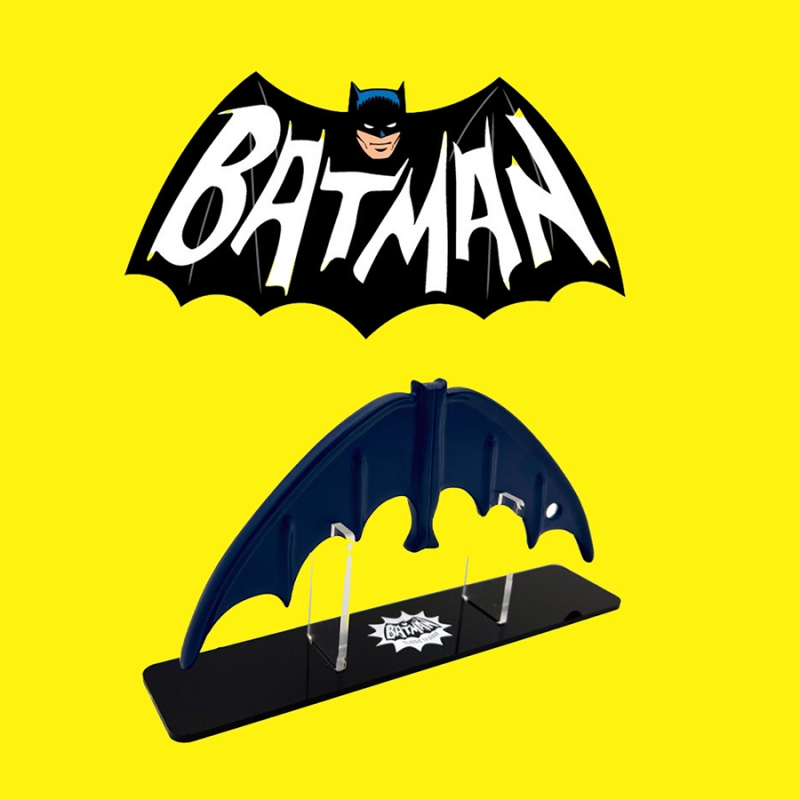 Batman 1966 - Batarang Scaled Prop Replica - Click Image to Close