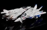 Macross Robotech VF-1A Fighter Valkyrie Max / Hayao 1/72 Scale Model Kit by Plamax