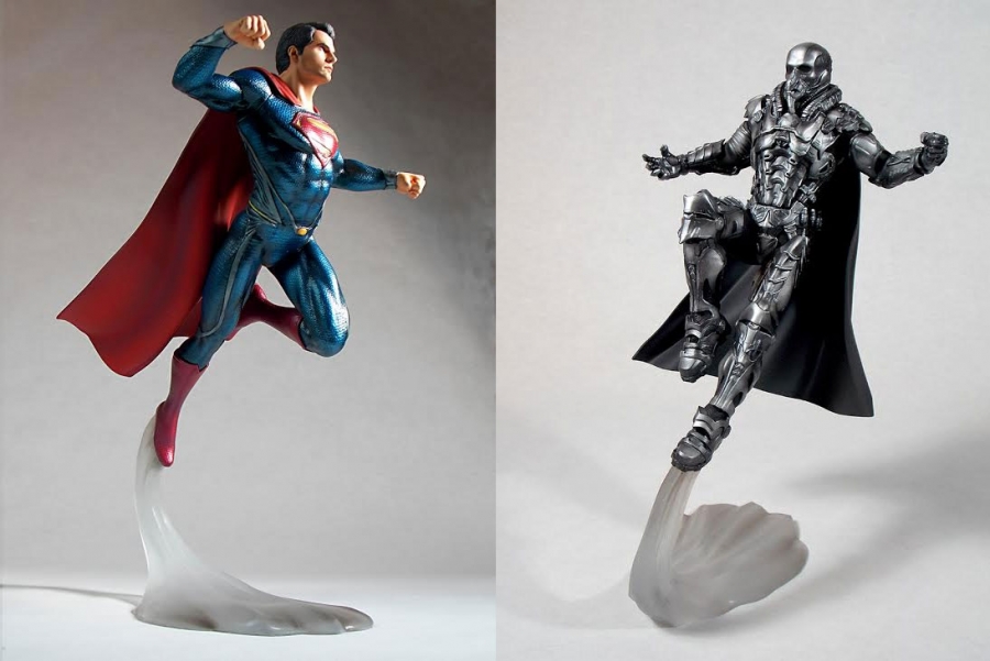Man of Steel statue shows new Superman costume