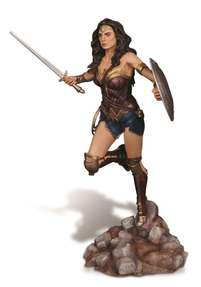 Batman Vs. Superman Wonder Woman 1/8 Scale Resin Model Kit Batman Vs. Superman Wonder Woman 1/8 Scale Resin Model Kit