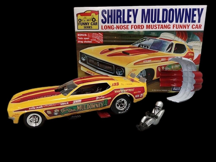 Shirley Muldowney Long Nose Ford Mustang FC 1:25 Scale Model Kit by MPC - Click Image to Close