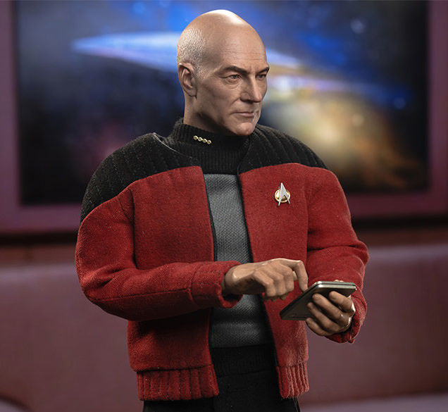 Star Trek TNG Captain Jean-Luc Picard 1/6 Scale Deluxe Figure Sir Patrick Stewart - Click Image to Close