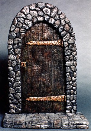 Gothic Door Base 1/6 Scale Model Kit - Click Image to Close